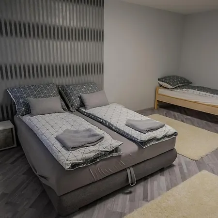 Pg Apartman سيغيد