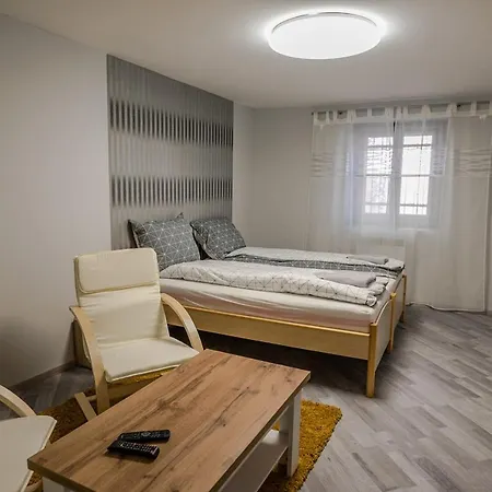 Pg Apartman *
